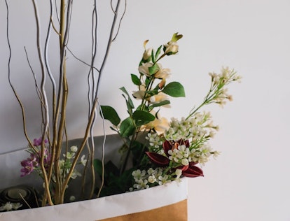 How to make Flower Arrangement in Paper Bag